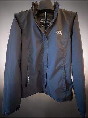 Otu. Women’s sm waterproof jacket. Fitted,lightweight,Hood,pockets